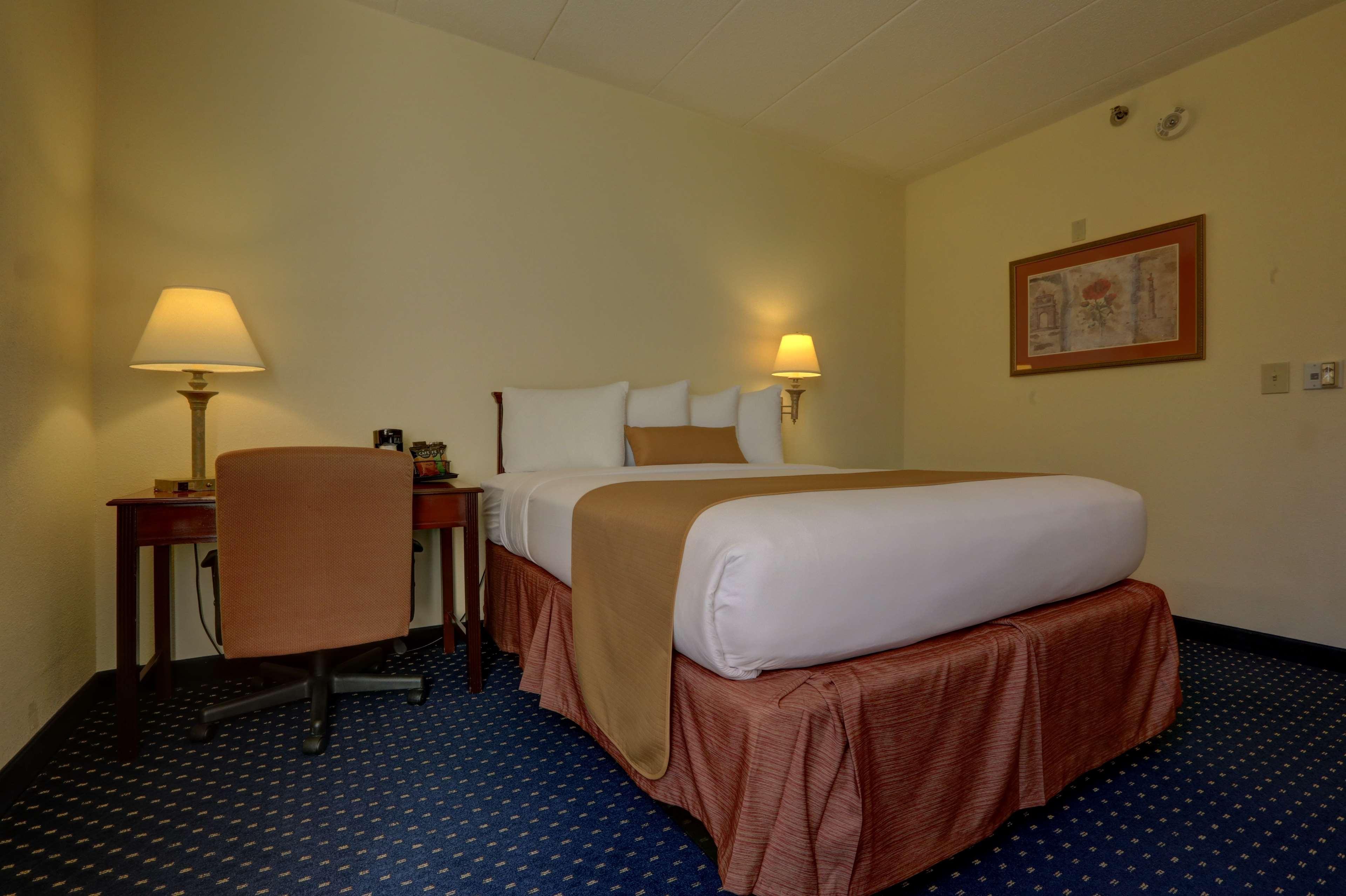 ชัวร์สเตย์ พลัส โฮเต็ล ชิคาโก ลอมบาร์ด บาย เบสต์ เวสเทิร์น Hotel ห้อง รูปภาพ